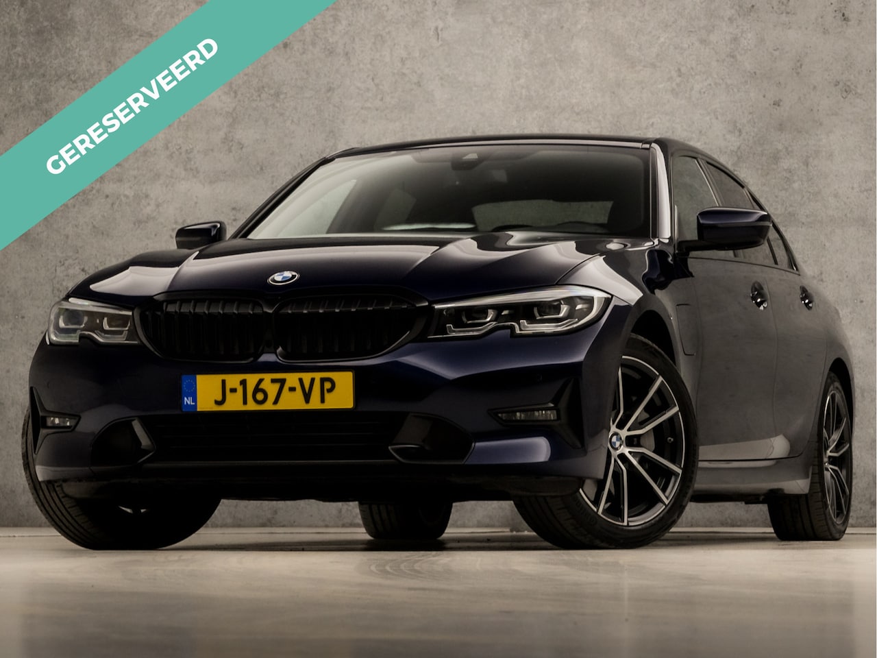 BMW 3-serie - 330e Sportline 293Pk Automaat (APPLE CARPLAY, GROOT NAVI, ZWART HEMEL, DEALER ONDERHOUDEN, - AutoWereld.nl