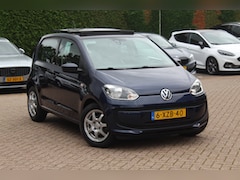 Volkswagen Up! - 1.0 move up BlueMotion / Panoramadak / Navigatie / LMV / Cruise Control / Elektr. ramen /