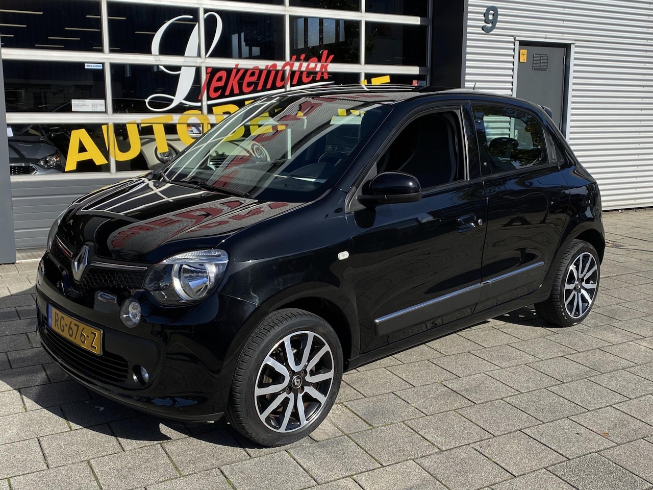 Renault Twingo - 1.0 SCe Intens / Airco / APK / Onderhoudsboekjes - AutoWereld.nl