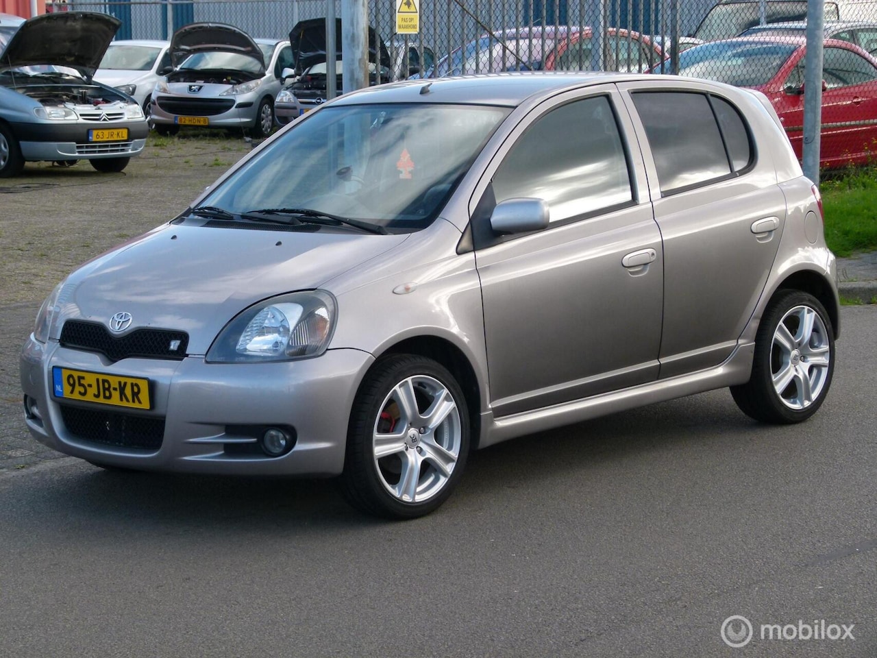 Toyota Yaris - 1.5-16V VVT-i T-Sport 1.5-16V VVT-i T-Sport - AutoWereld.nl