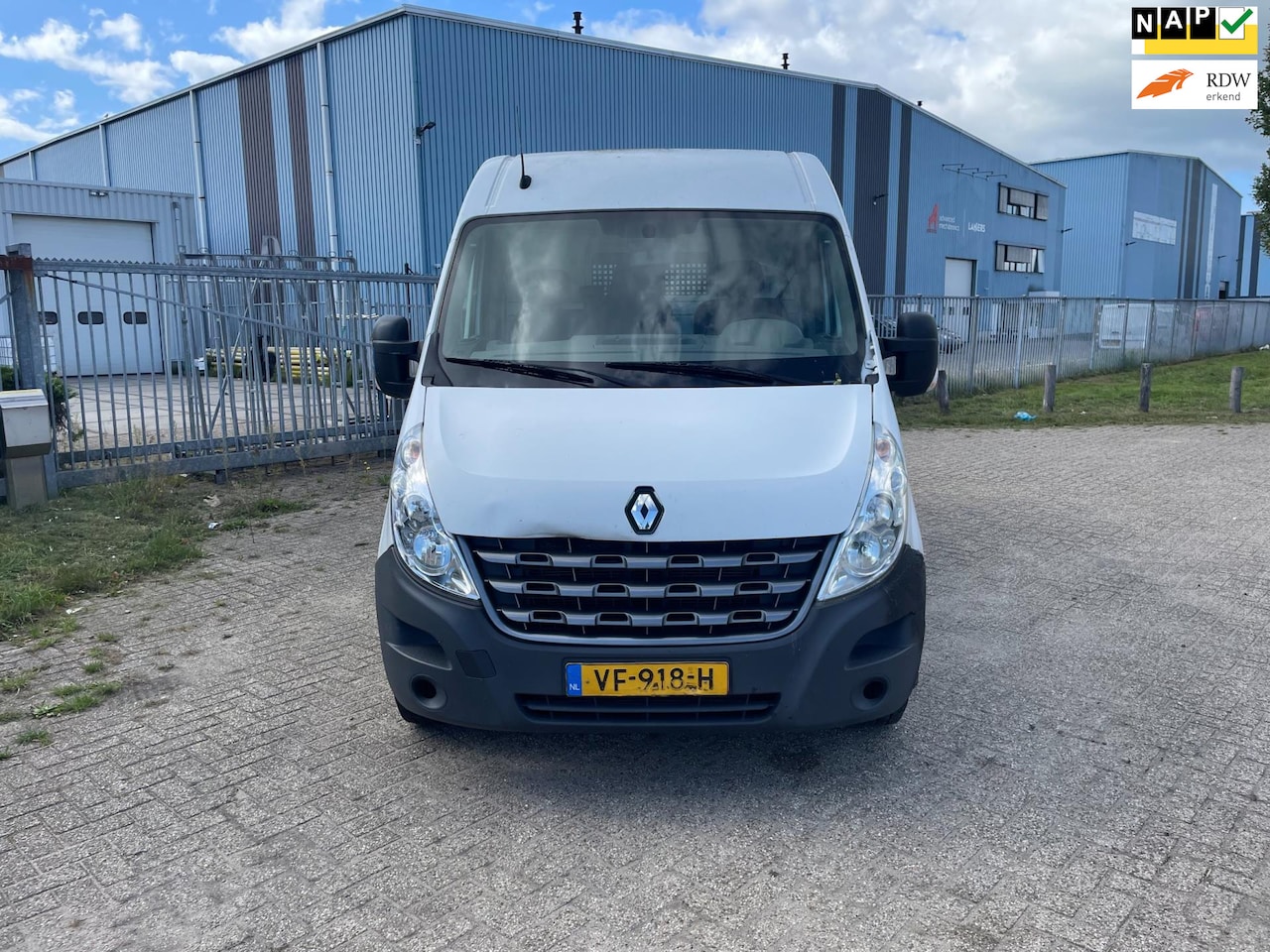 Renault Master - T35 2.3 dCi L2H3 Eco T35 2.3 dCi L2H3 Eco - AutoWereld.nl
