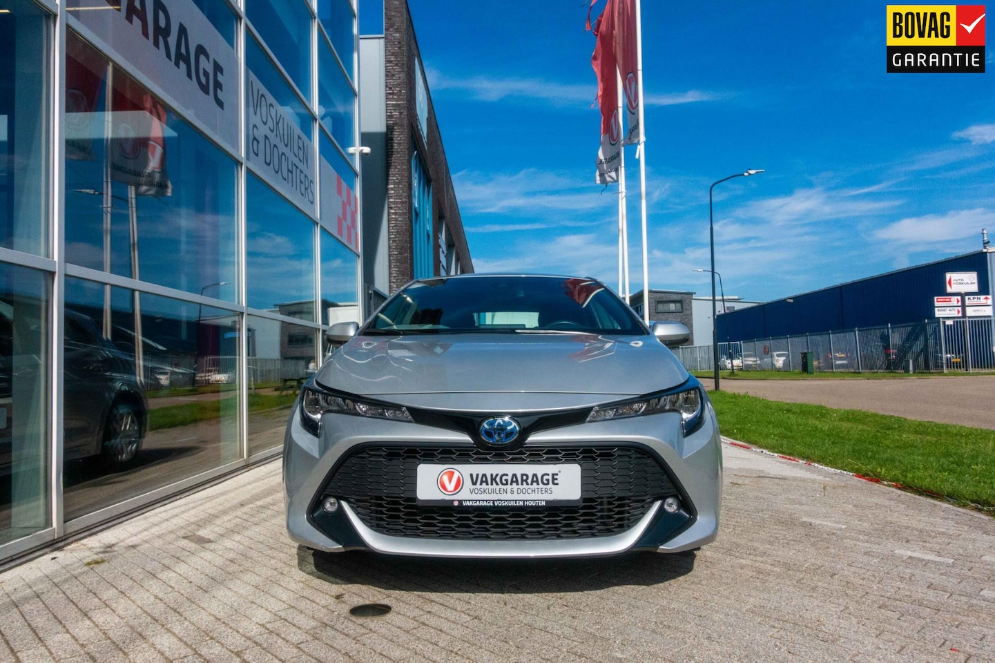 Toyota Corolla - 1.8 Hybrid Business | Navigatie | Stoelverwarming - AutoWereld.nl