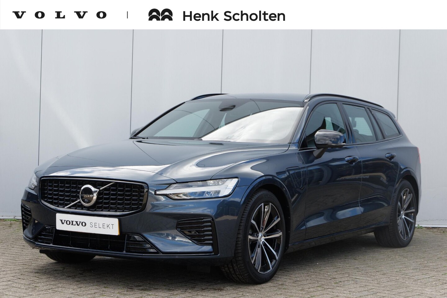 Volvo V60 - 2.0 T6 Plug-in hybrid AWD Plus Dark - AutoWereld.nl