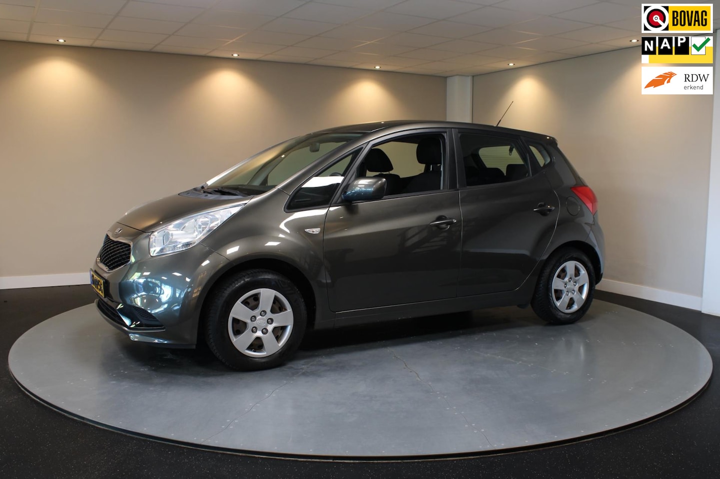 Kia Venga - 1.4 CVVT ComfortLine *2de Eigenaar* Trekhaak|Airco|All-seasons - AutoWereld.nl