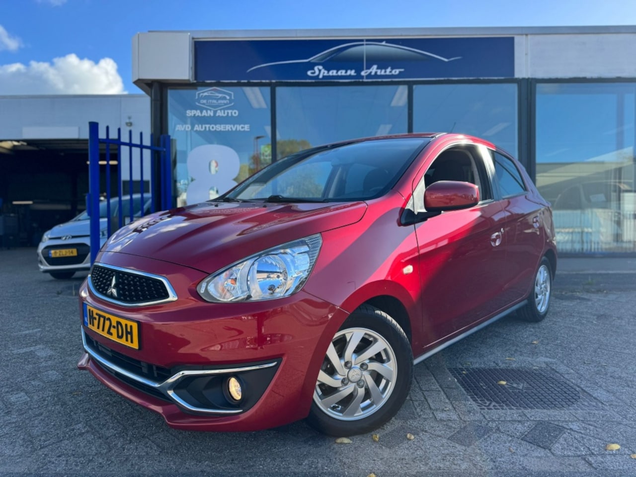 Mitsubishi Space Star - 1.0 Active l Airco l Navi l LM Velgen - AutoWereld.nl