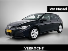 Volkswagen Golf - 1.0 TSI Life | 110 PK | Digital Cockpit PRO | Navigatie | Parkeercamera |