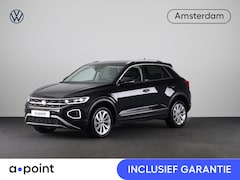 Volkswagen T-Roc - 1.5 TSI Style 150 PK DSG | Trekhaak afneembaar | Navigatie | Stoel verwarming en massage |