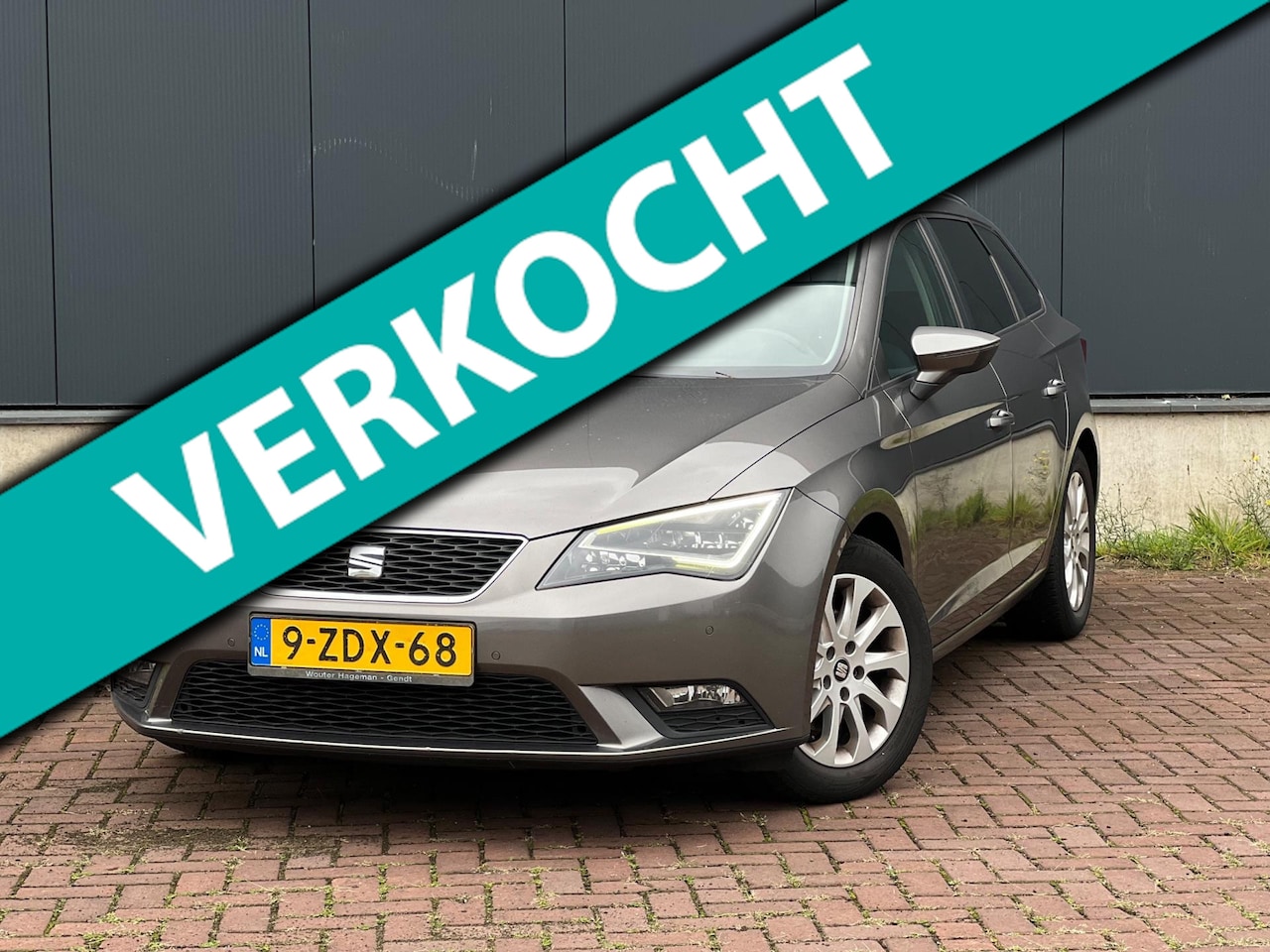 SEAT Leon ST - 1.6 TDI Ecomotive Lease Sport Xenon - AutoWereld.nl