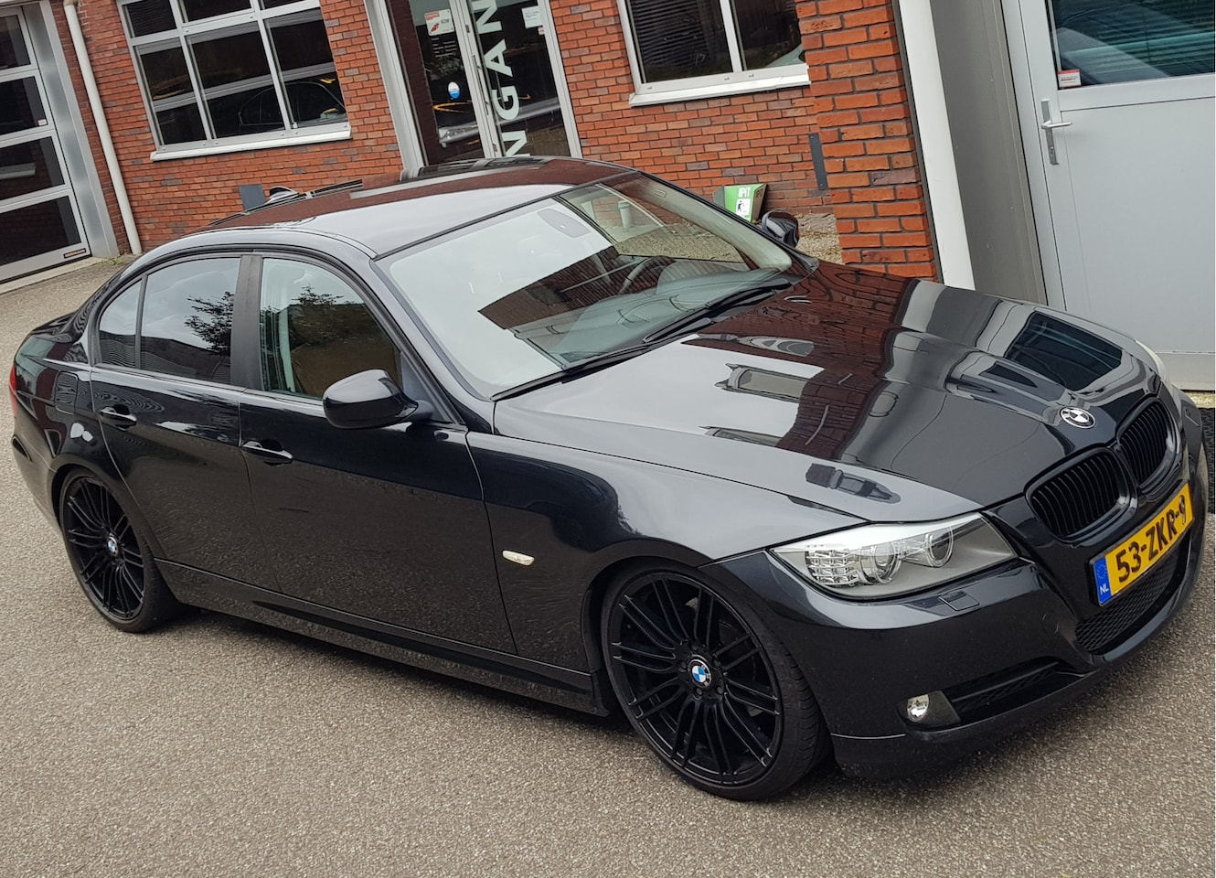 BMW 3-serie - 325i 145.570Km Leder Navi Xenon 19"Vlg - AutoWereld.nl