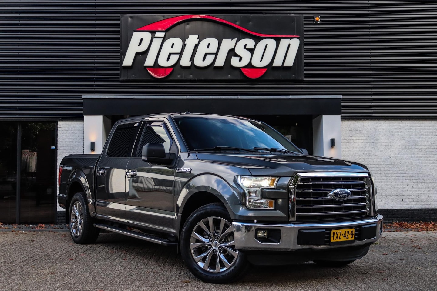Ford F150 - USA 5.0 V8 SuperCrew BTW CAMERA LED LPG TREKHAAK - AutoWereld.nl