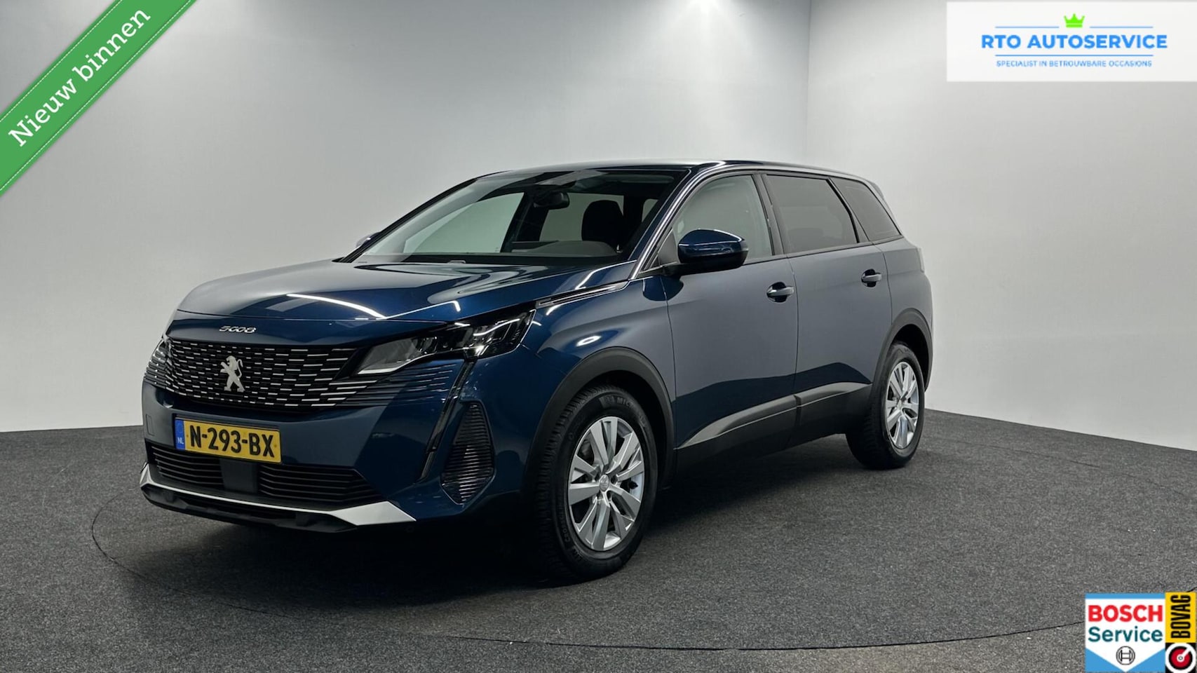 Peugeot 5008 - 1.2 PureTech Blue Lease Active LM NAVI CARPLAY CRUISE ECC. - AutoWereld.nl