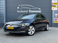 Volkswagen Golf - 1.5 TSI Style | Massage | Sfeerverl. | Carplay