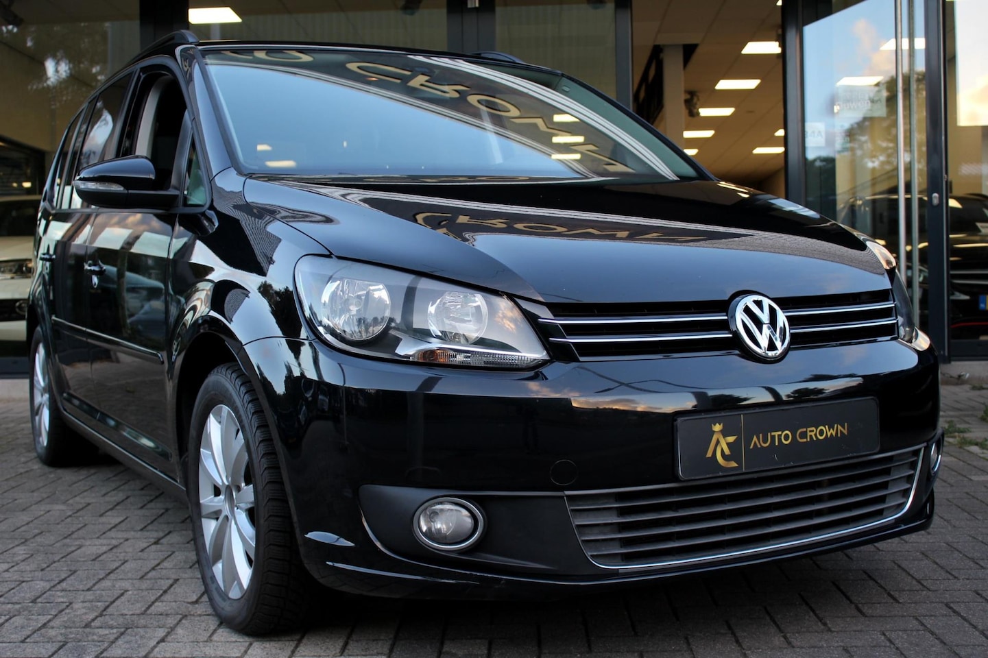 Volkswagen Touran - 1.4 TSI Highline 7persoons Navi + Camera! - AutoWereld.nl