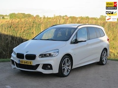 BMW 2-serie Gran Tourer - 220i 7p. High Executive