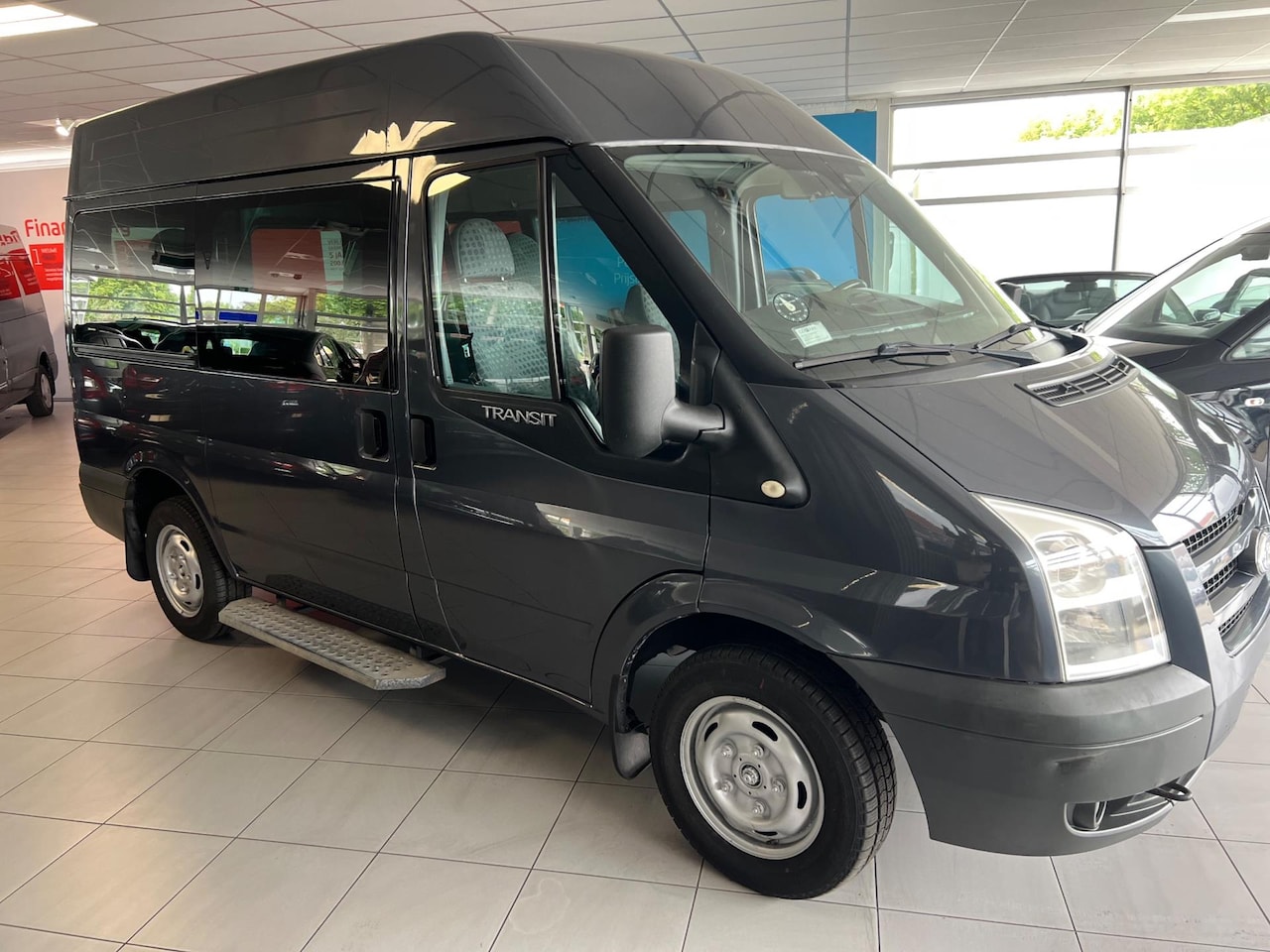 Ford Transit Kombi - 300M 2.2 TDCI HD Rolstoelvervoer - AutoWereld.nl