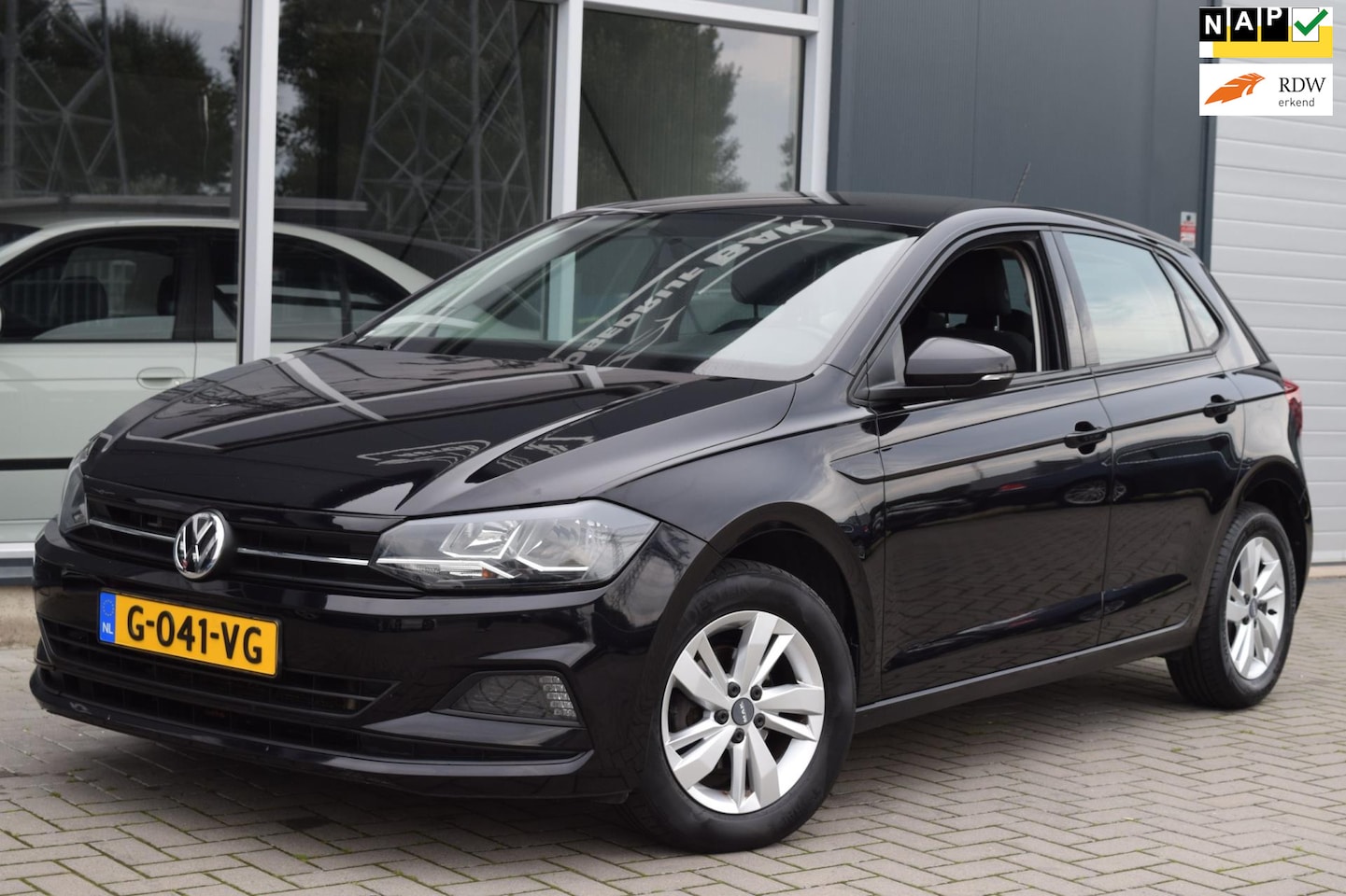 Volkswagen Polo - 1.0 TSI Comfortline | Automaat | Airco | APK 2-2027 - AutoWereld.nl