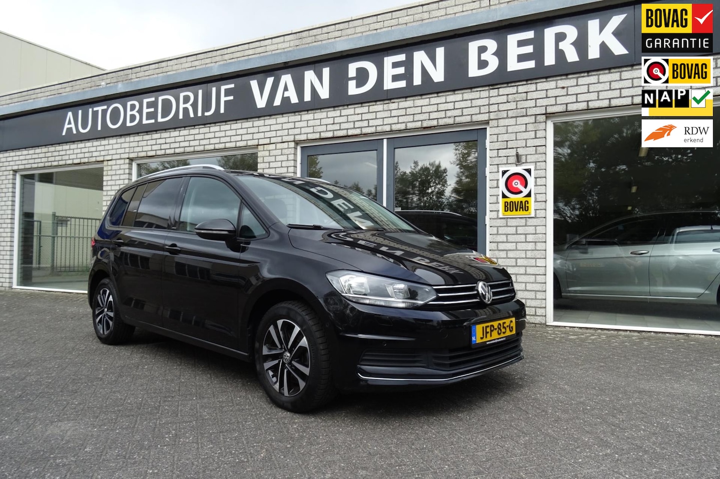 Volkswagen Touran - 1.5 TSI ACT Comfortline Business 7p, IQ Drive, DSG - AutoWereld.nl