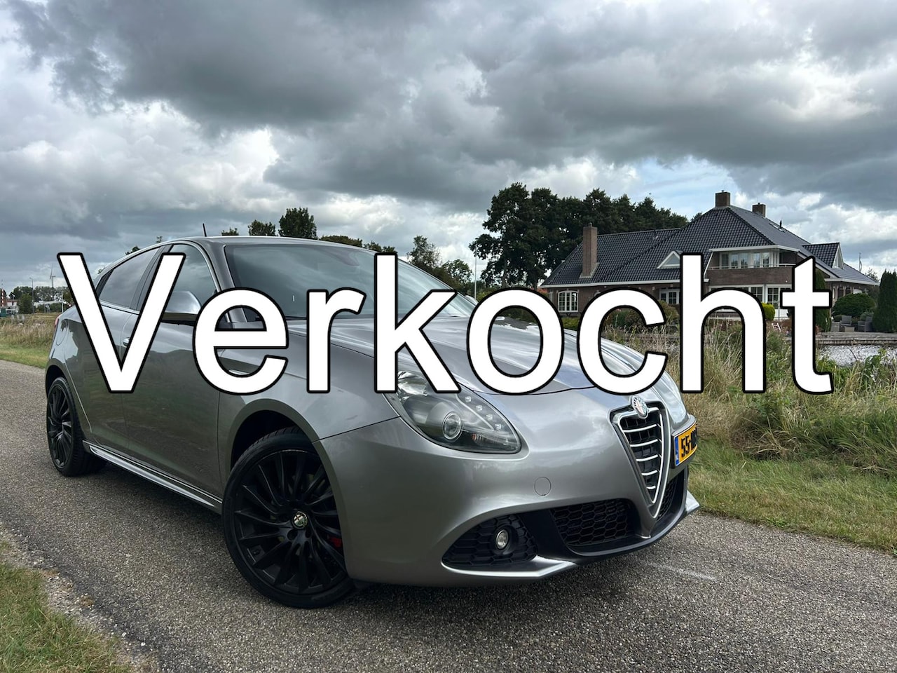 Alfa Romeo Giulietta - 1.4 T 170 PK Distinctive Leer/ Clima / Lichtmetalen velgen / Topstaat - AutoWereld.nl