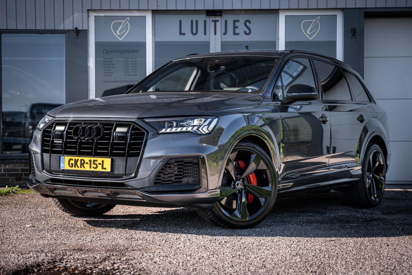 Audi Q7 - 60 TFSIe quattro S-line Competition I B&O I Pano I Luchtvering I Trekhaak I Stoelmemo I Ca - AutoWereld.nl