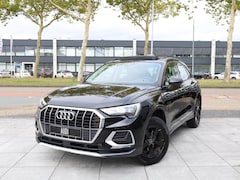 Audi Q3 - 35 TFSI Panoramadak | Virtual Cockpit | Adaptive Cruise | Stoelverwarming | 17"Inch |