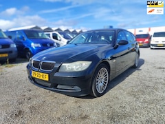BMW 3-serie Touring - 318i Business Line