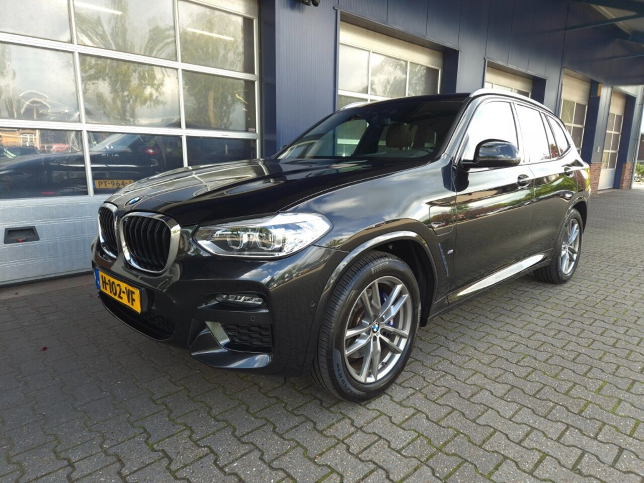 BMW X3 - XDRIVE30E HIGH EX. M-SPORT. PANO. HEAD UP ALL IN PRIJS - AutoWereld.nl