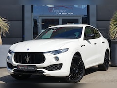 Maserati Levante - 3.0 V6 D AWD 275pk Panoramadak/Stoelverwarming/360Camera
