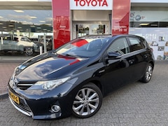 Toyota Auris - 1.8 Hybrid Dynamic | Sensoren v/a | Stoelverwarming | Cruise Con