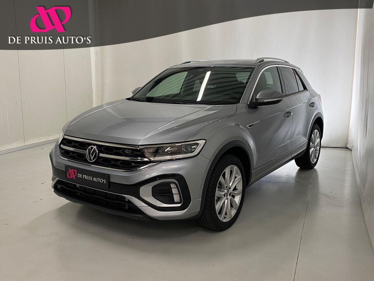 Volkswagen T-Roc - 1.5 TSI R-Line edition Led Koplampen Camera ACC *Nieuwe Auto* - AutoWereld.nl