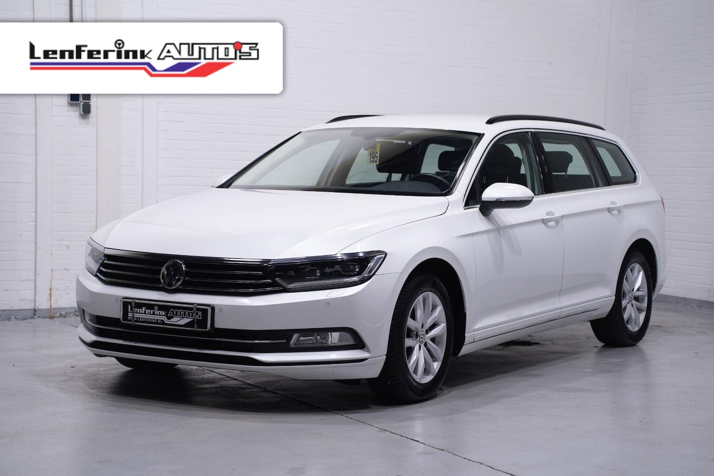 Volkswagen Passat Variant - 1.4 TSI Comfortline Navi Camera Led koplampen PDC v+a Trekhaak Adaptive - AutoWereld.nl