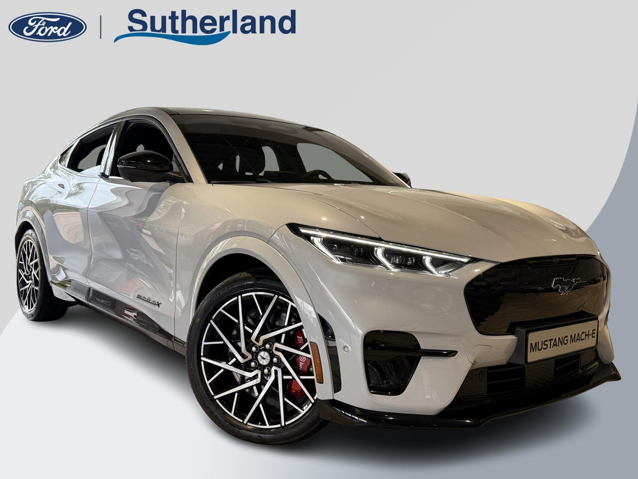 Ford Mustang Mach-E - GT Extended AWD 98 kWh | 487pk | Panoramadak | Adaptieve Cruise | BLIS - AutoWereld.nl