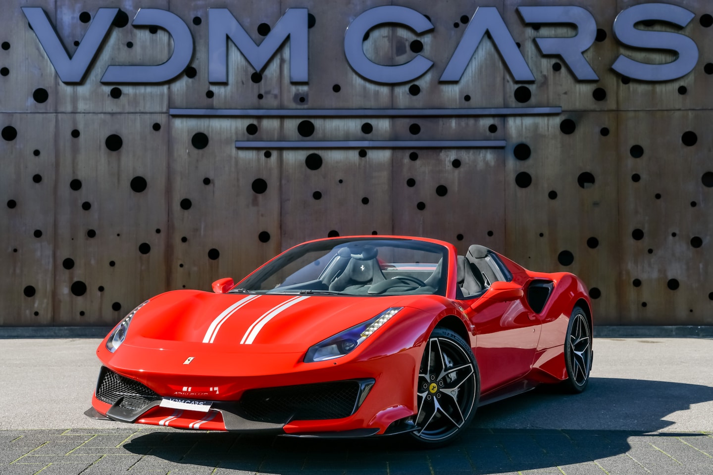Ferrari 488 - 3.9 Pista Spider HELE | CARBON (12x) | LIFT | AFS | FULL PPF | BTW | - AutoWereld.nl