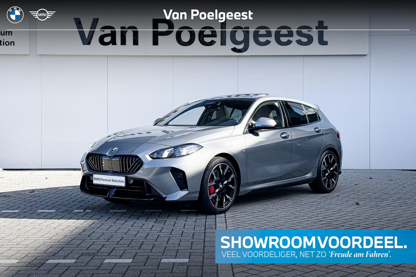 BMW 1-serie - 120 | M Sport Pro | Premium Pack | Harman Kardon | Glazen Panoramadak | Getinte ruiten - AutoWereld.nl