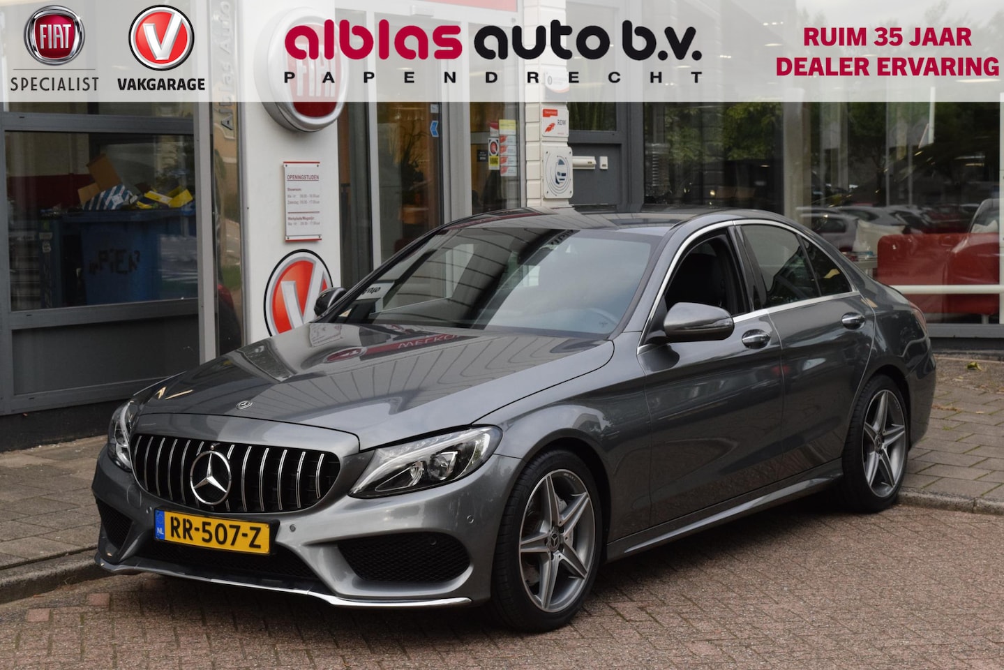 Mercedes-Benz C-klasse - 180 Bus.Solution AMG|Leer|Camera|4 nw banden - AutoWereld.nl
