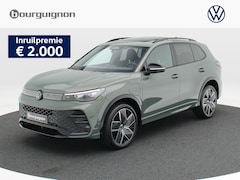 Volkswagen Tiguan - 1.5 eHybrid R-Line Edition 204 PK | Trekhaak | Panoramadak | Adaptieve Cruise Control | St