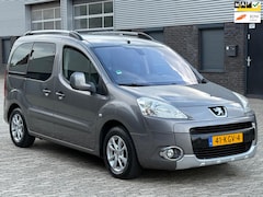 Peugeot Partner Tepee - 1.6 XT Executive AIRCO CRUISE PDC TREKHAAK nieuw Distributie-riem