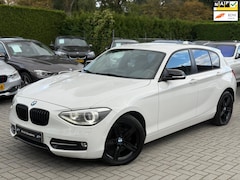 BMW 1-serie - 116i Business+ Sport|Nieuwe Ketting + Klepseals|Navigatie|Airco|Cruise control|Nette staat