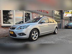 Ford Focus - 1.6 Comfort Trekhaak Airco Cruise Control Nette Auto Dealer Onderhouden