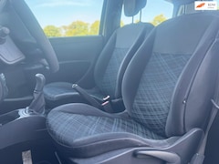 Renault Clio - 1.2-16V Special Line