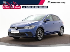 Volkswagen Polo - Life Edition 1.0 TSI 95 pk 5 versn. Hand · Achteruitrijcamera · Regensensor ·