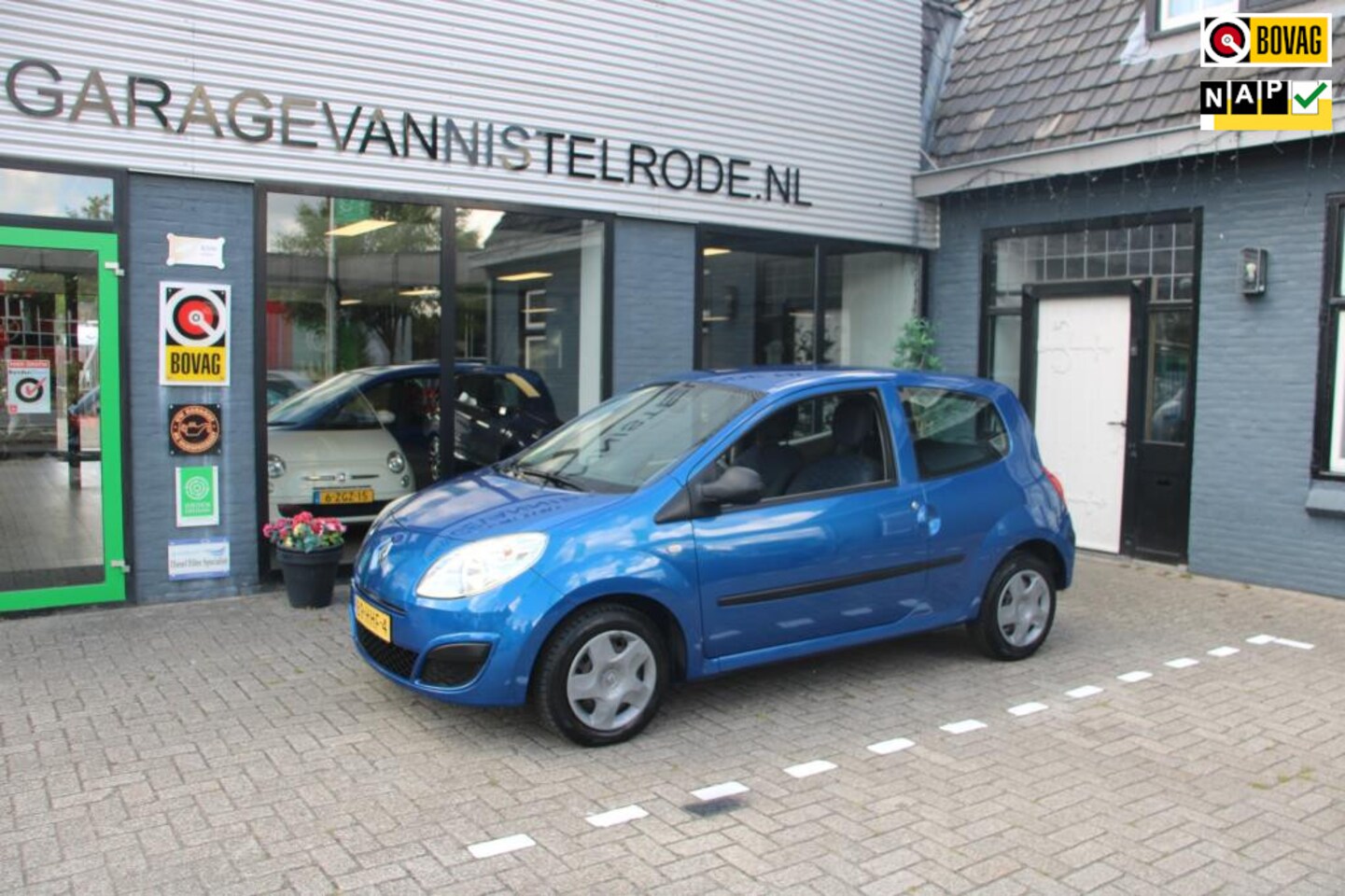 Renault Twingo - 1.2-16V Authentique 1.2-16V Authentique - AutoWereld.nl