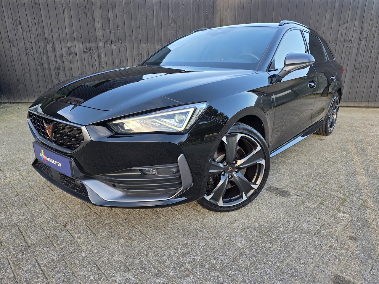 CUPRA Leon Sportstourer - VZ 1.4 PHEV - AutoWereld.nl