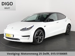 Tesla Model 3 - BLACKLINE BI-TONE PANO STD ACCUTEST 86% RWD 60 kWH LEDER.NAVI.CAMERA.AUTOPILOT, STOELVERWA