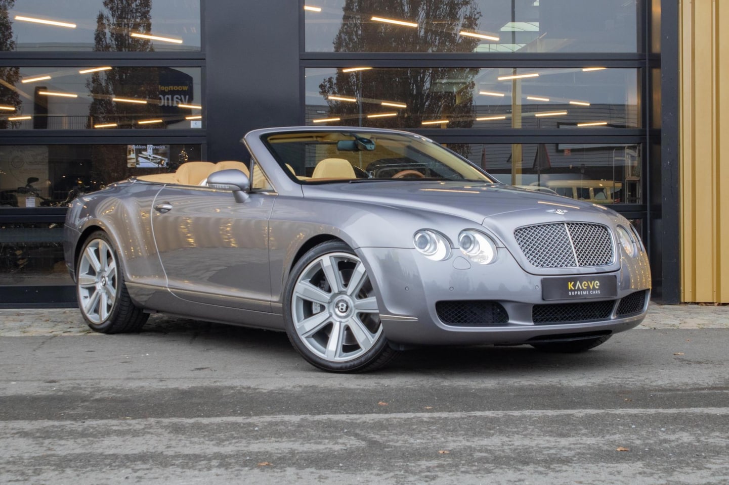 Bentley Continental GTC - 6.0 W12 - AutoWereld.nl