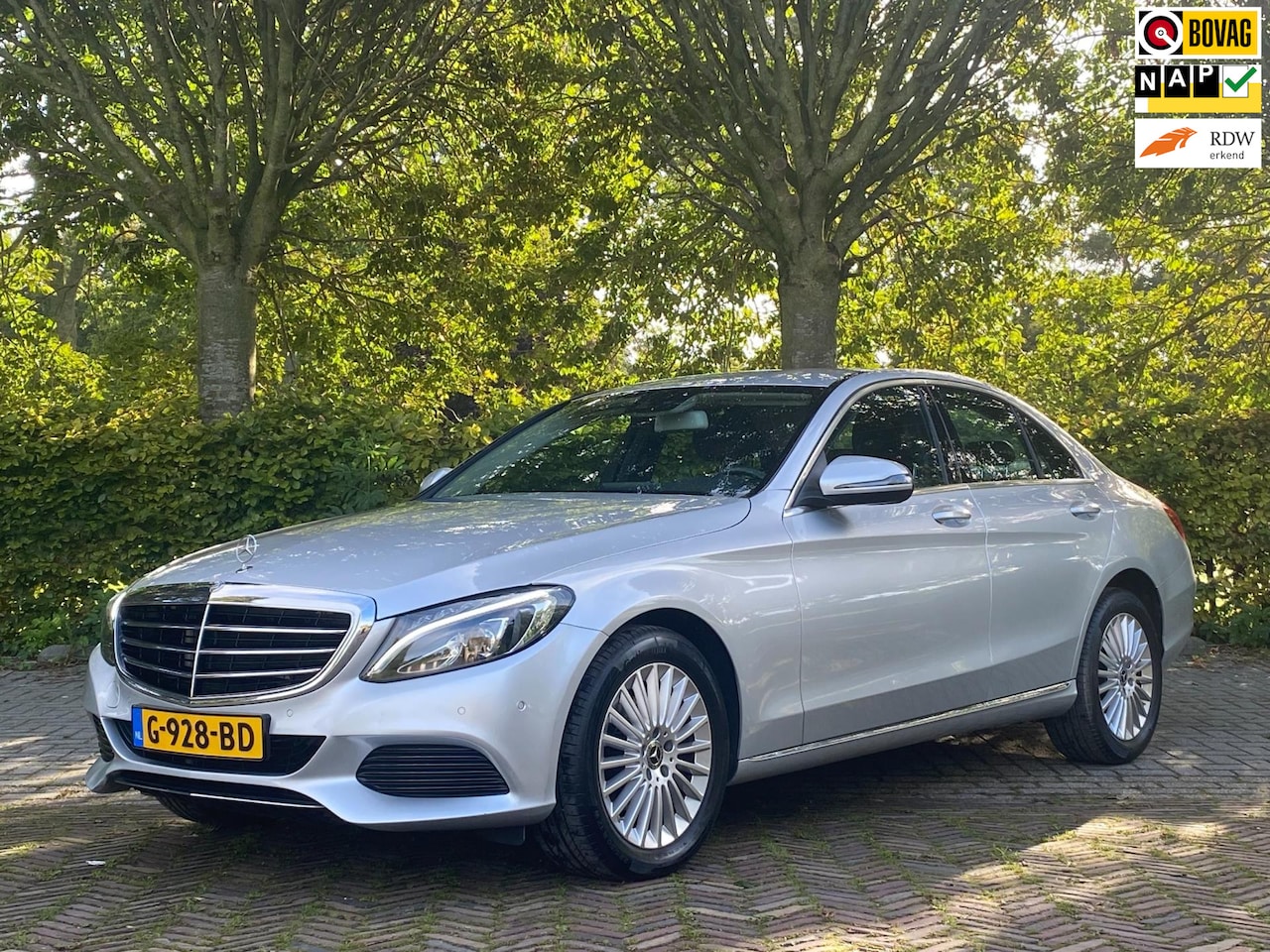 Mercedes-Benz C-klasse - 180 Premium Plus | Navi | LED | Trekhaak | Garantie - AutoWereld.nl