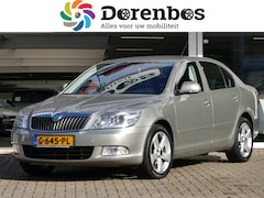 Skoda Octavia - 1.2 TSI | stoelverwarming | trekhaak | cruise control | all-season-banden