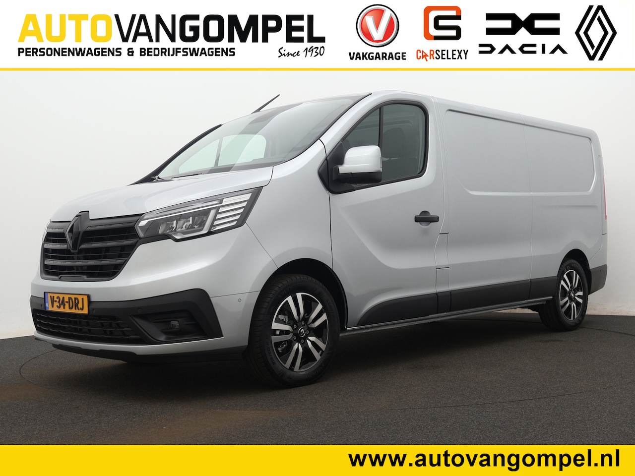 Renault Trafic - 2.0 dCi 130PK T30 L2H1 Work Edition / BLACK EDITION / NAVI / PACK PARKING / CAMERA - AutoWereld.nl