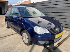 Volkswagen Polo - 1.2 Optive AIRCO/CENRTAAL/NAP/NIEUWE APK