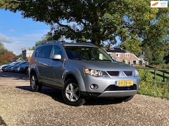 Mitsubishi Outlander - 2.4 Intro Edition 2WD | Cruise + Clima Nu € 3.975,