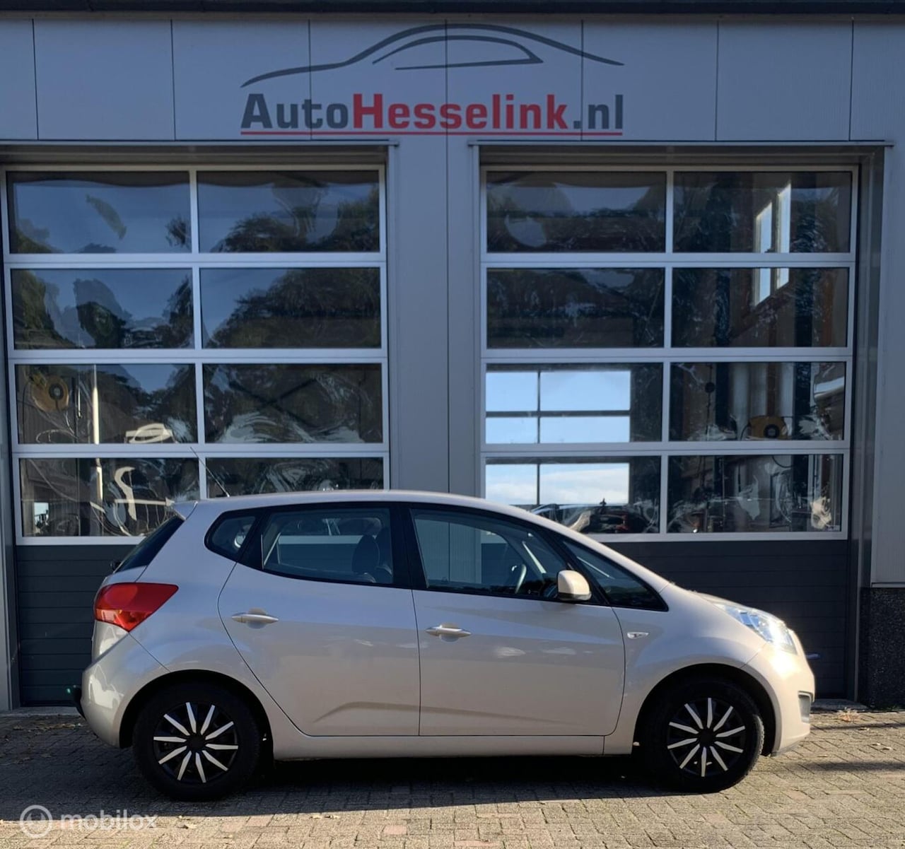Kia Venga - 1.4 CVVT Seven 1.4 CVVT Seven - AutoWereld.nl